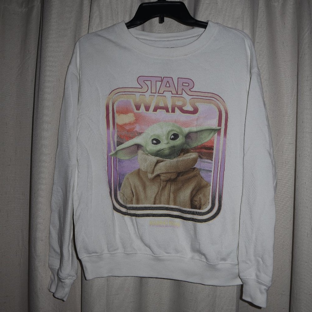 Baby Yoda Pullover sweater - L